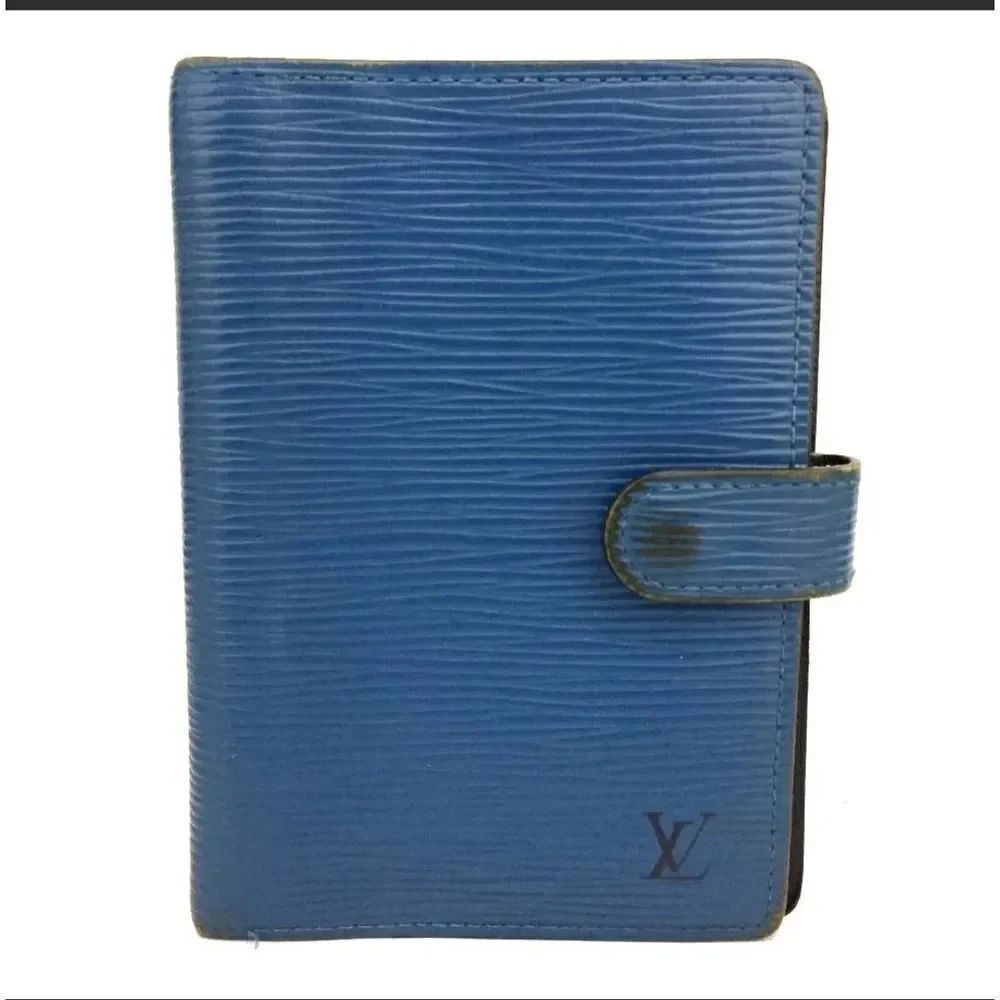 Authentic Louis Vuitton Epi Agenda PM Leather Notebook Cover /CA0928